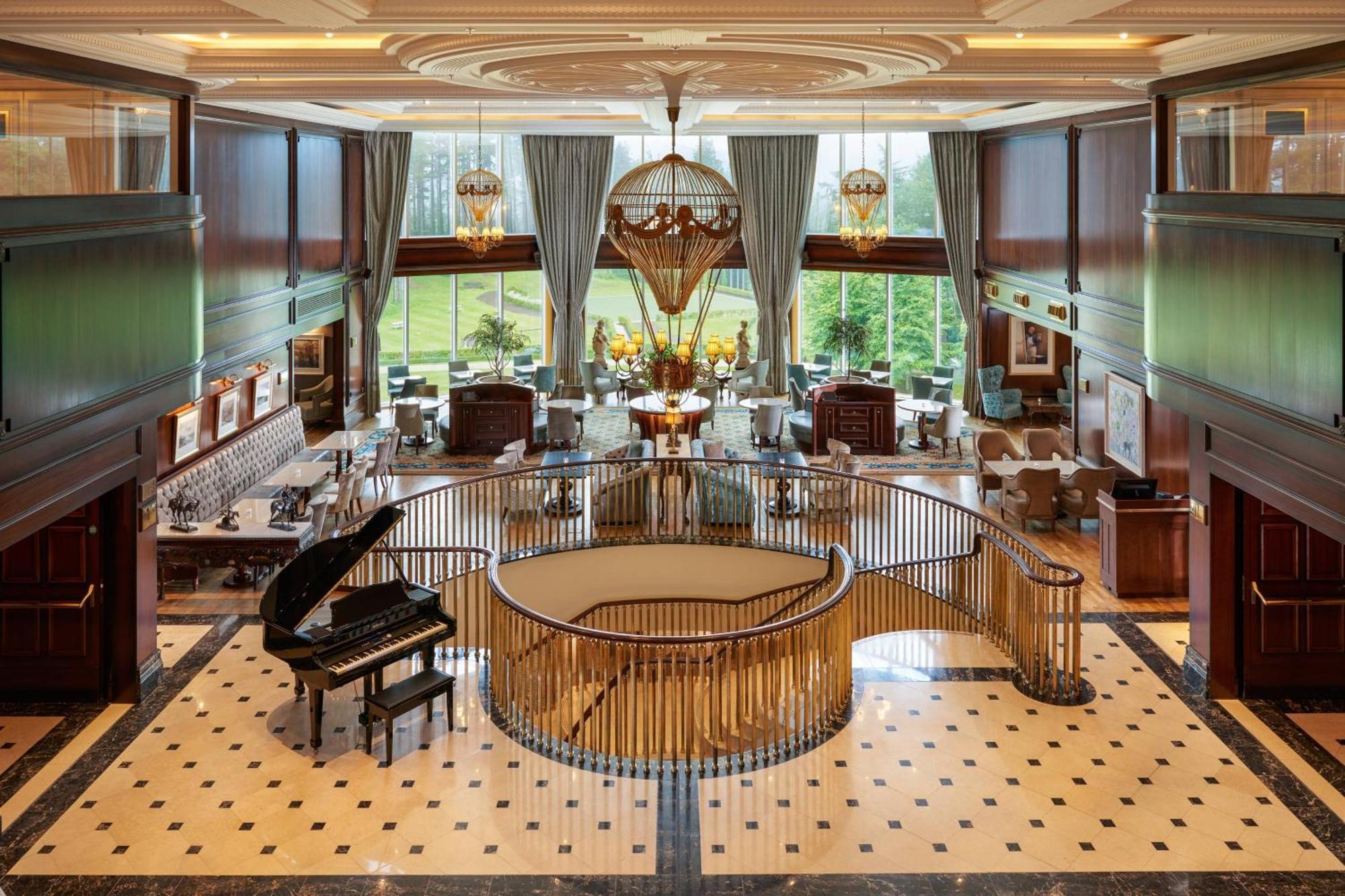 Powerscourt Hotel, Autograph Collection Enniskerry Luaran gambar The lobby of the hotel